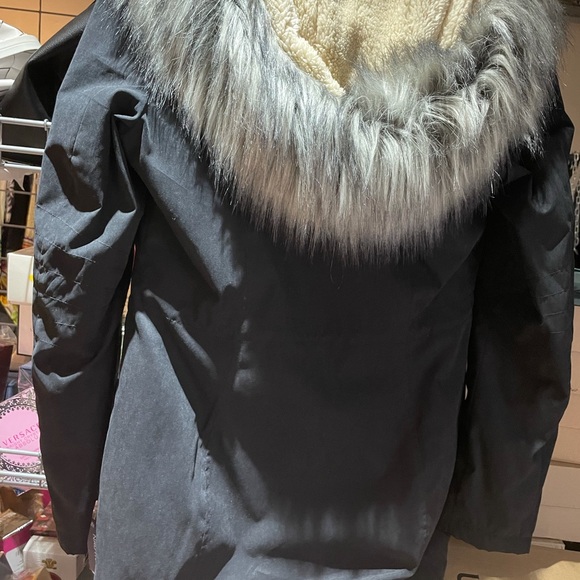 NWT Nautica Women's Faux Big Fur Trim Hooded Parka Winter Jacket Black Size XS - Picture 9 of 9
